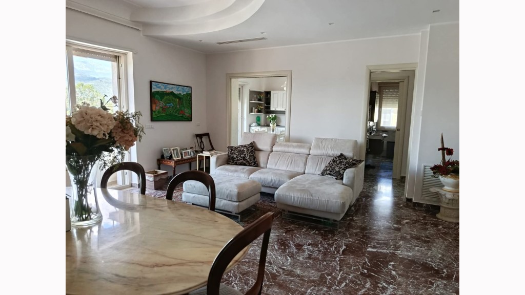 Appartamentoin Vendita, Cassino - Riferimento: v30