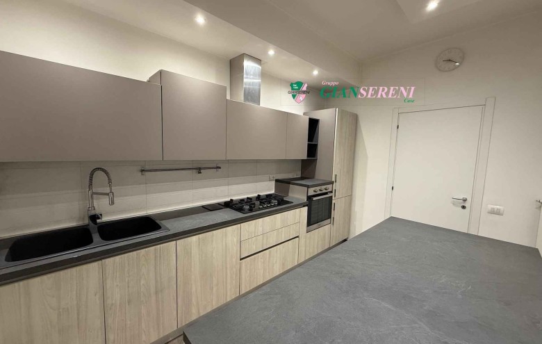 Agenzia Giansereni - 