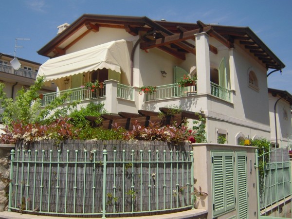Villa Bifamiliare in vendita, Montignoso, Cinquale 