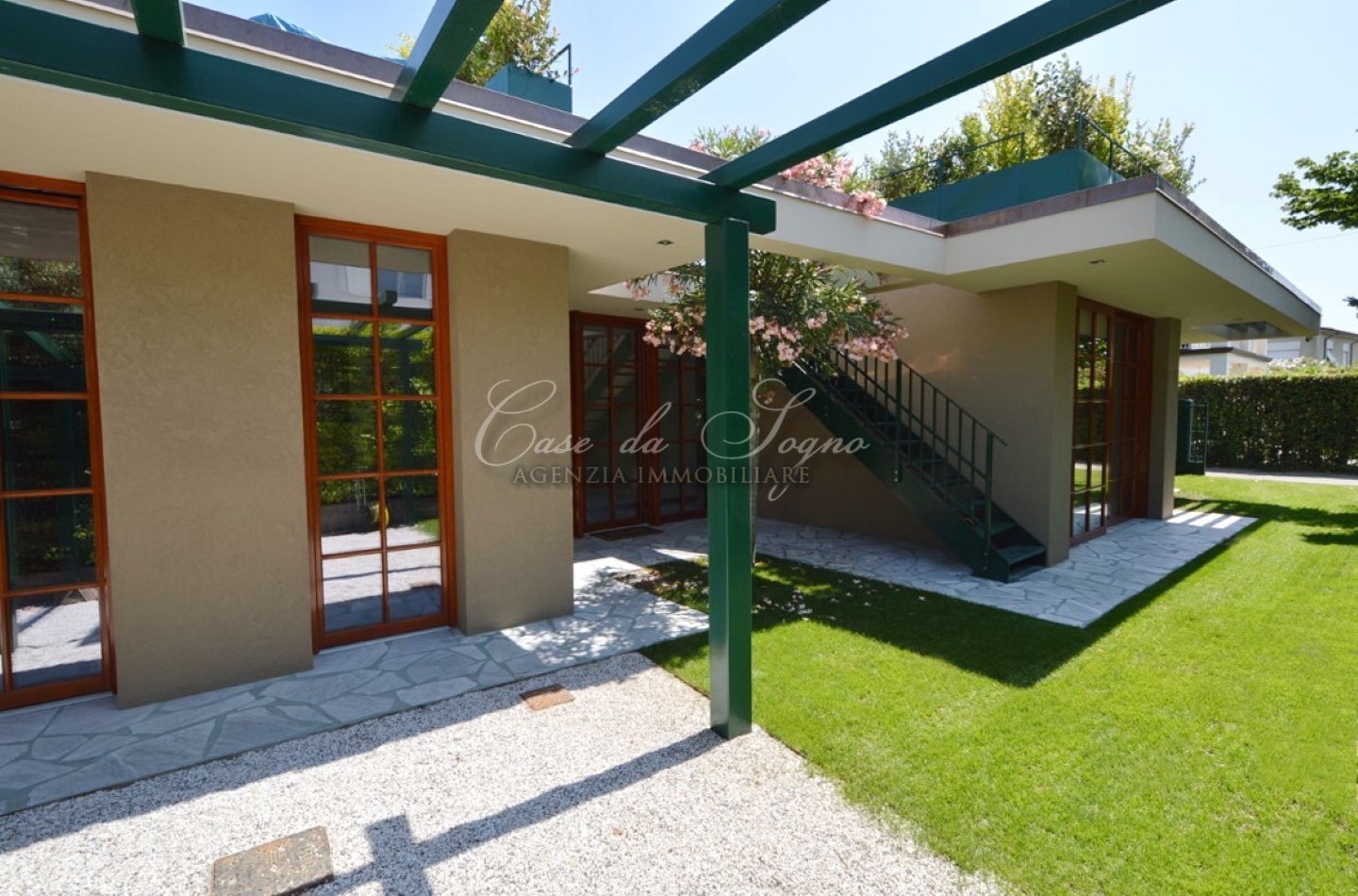 619 - cover Villa orchidea