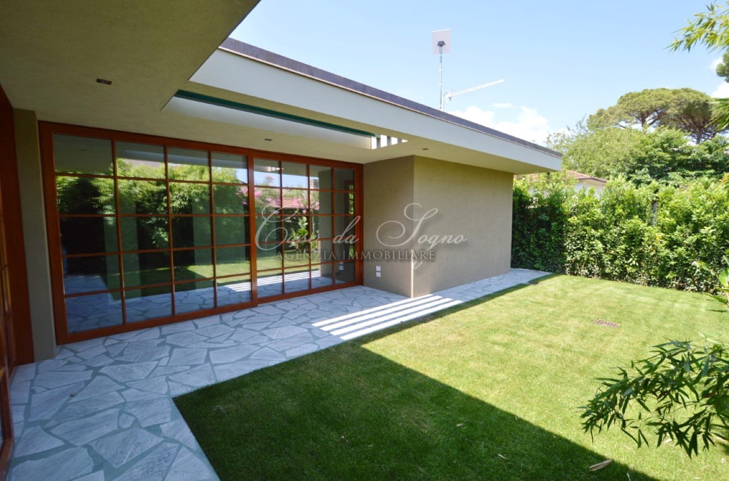 619 - cover Villa orchidea