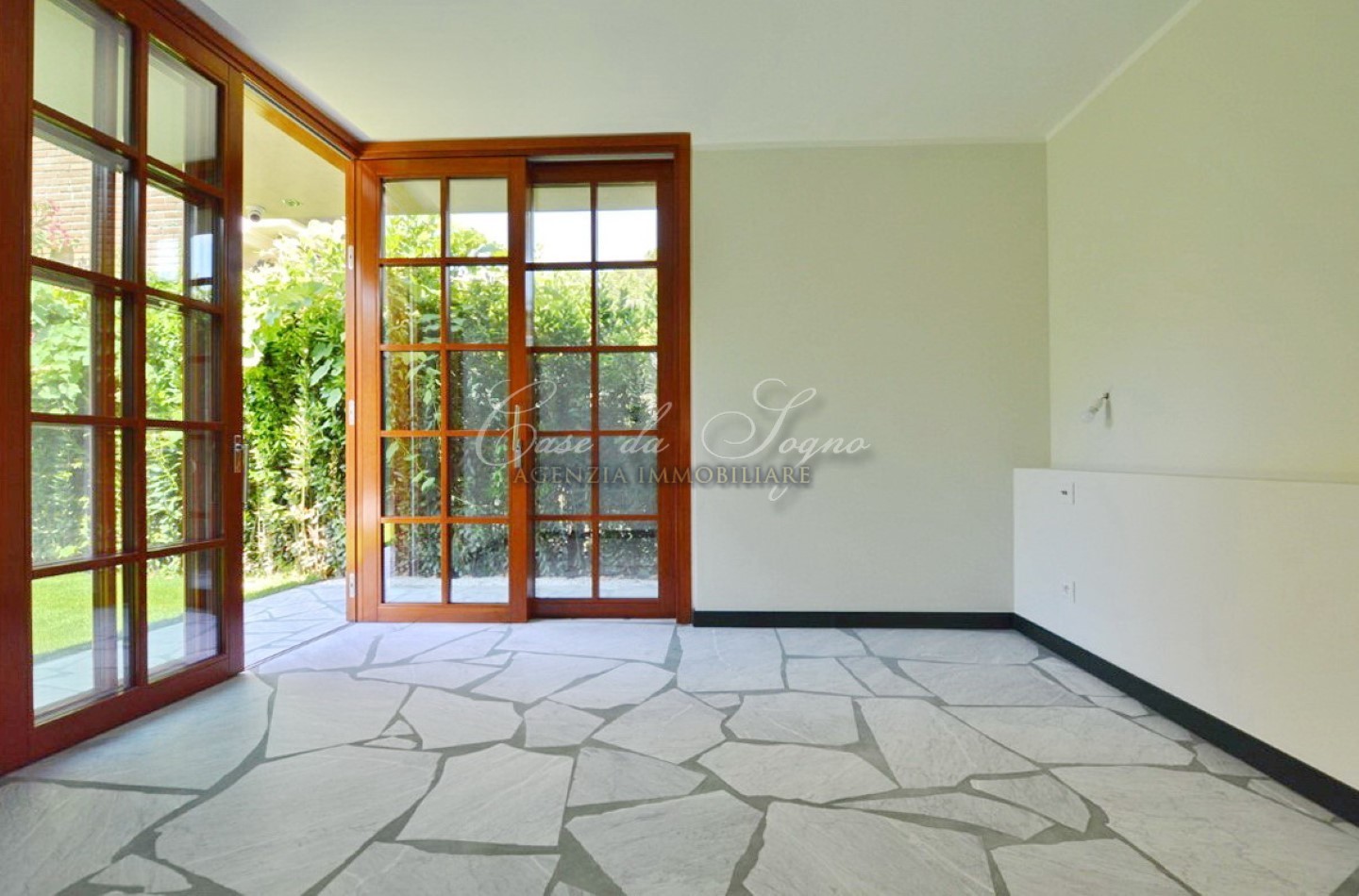 619 - cover Villa orchidea