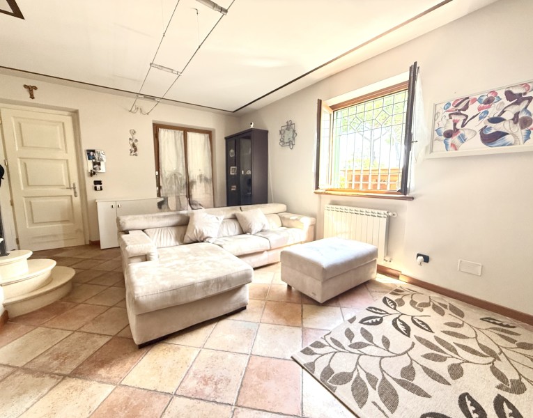 Villetta quadrifamiliare in ot