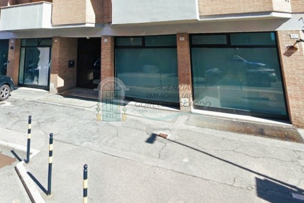 Locale Commerciale