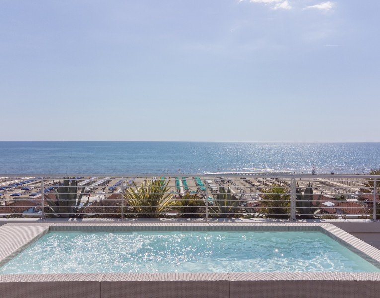 Penthouse panoramic