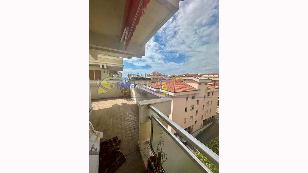 Appartamentoin Vendita, Ventimiglia - Centrale - Riferimento: v117