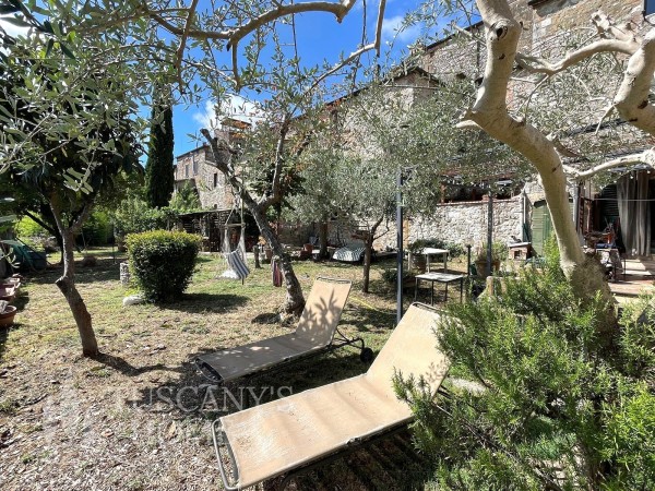 Riferimento CS552 - Casa Di Paese in Vendita a Trequanda