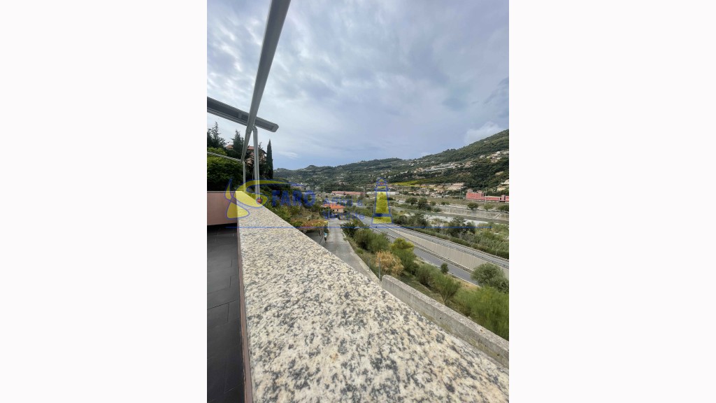Villain Vendita, Ventimiglia - Roverino - Prima Periferia - Riferimento: v118