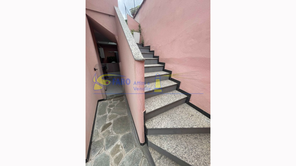 Villain Vendita, Ventimiglia - Roverino - Prima Periferia - Riferimento: v118