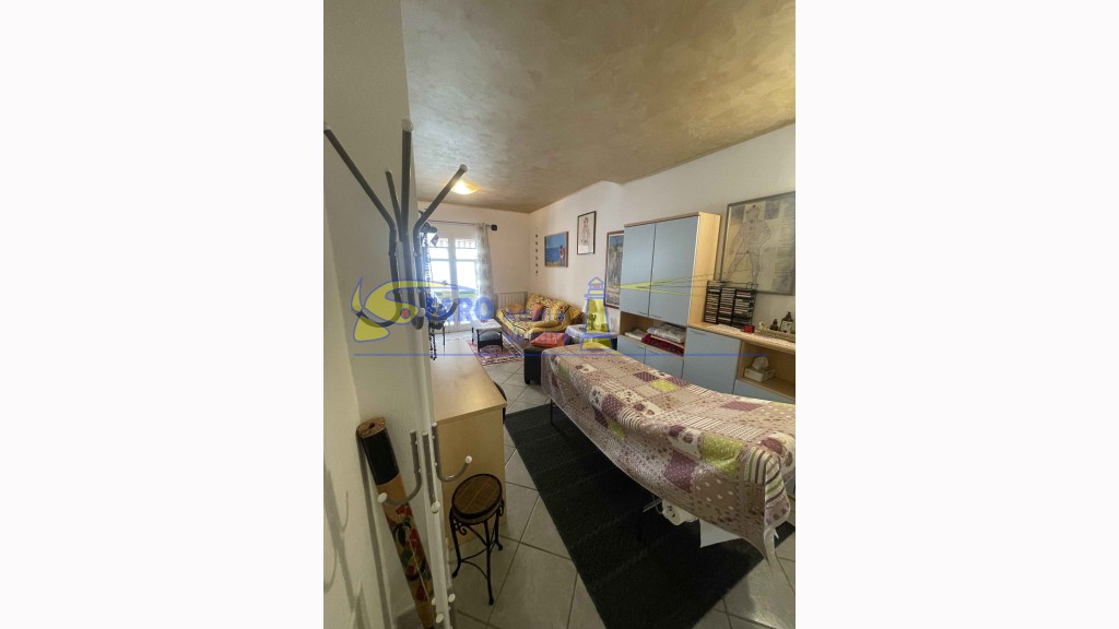 Villain Vendita, Ventimiglia - Roverino - Prima Periferia - Riferimento: v118