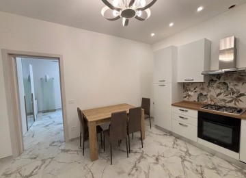 Trilocale in via giuseppe gall