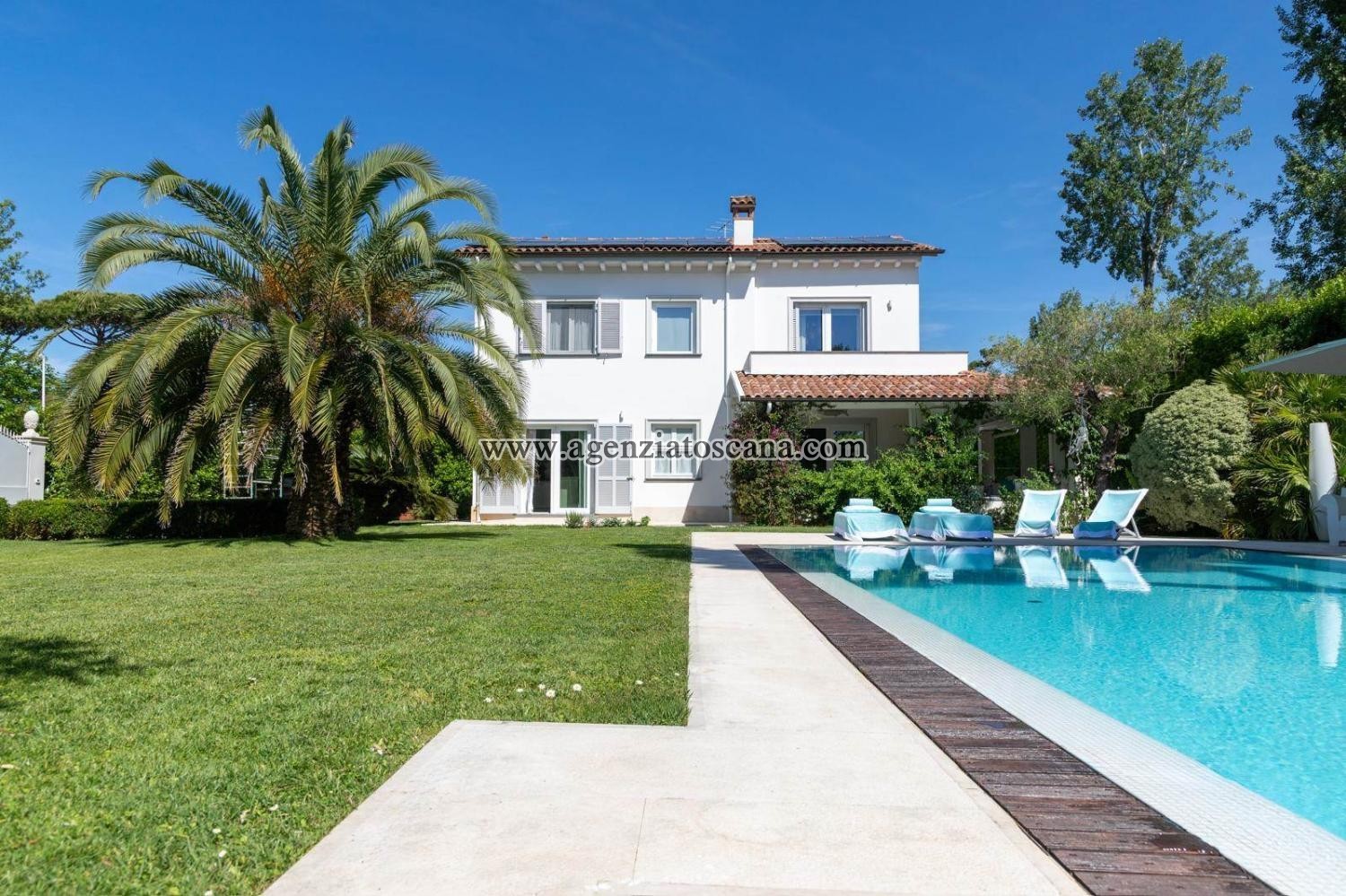 Villa With Pool for rent, Forte Dei Marmi - Ponente -  0