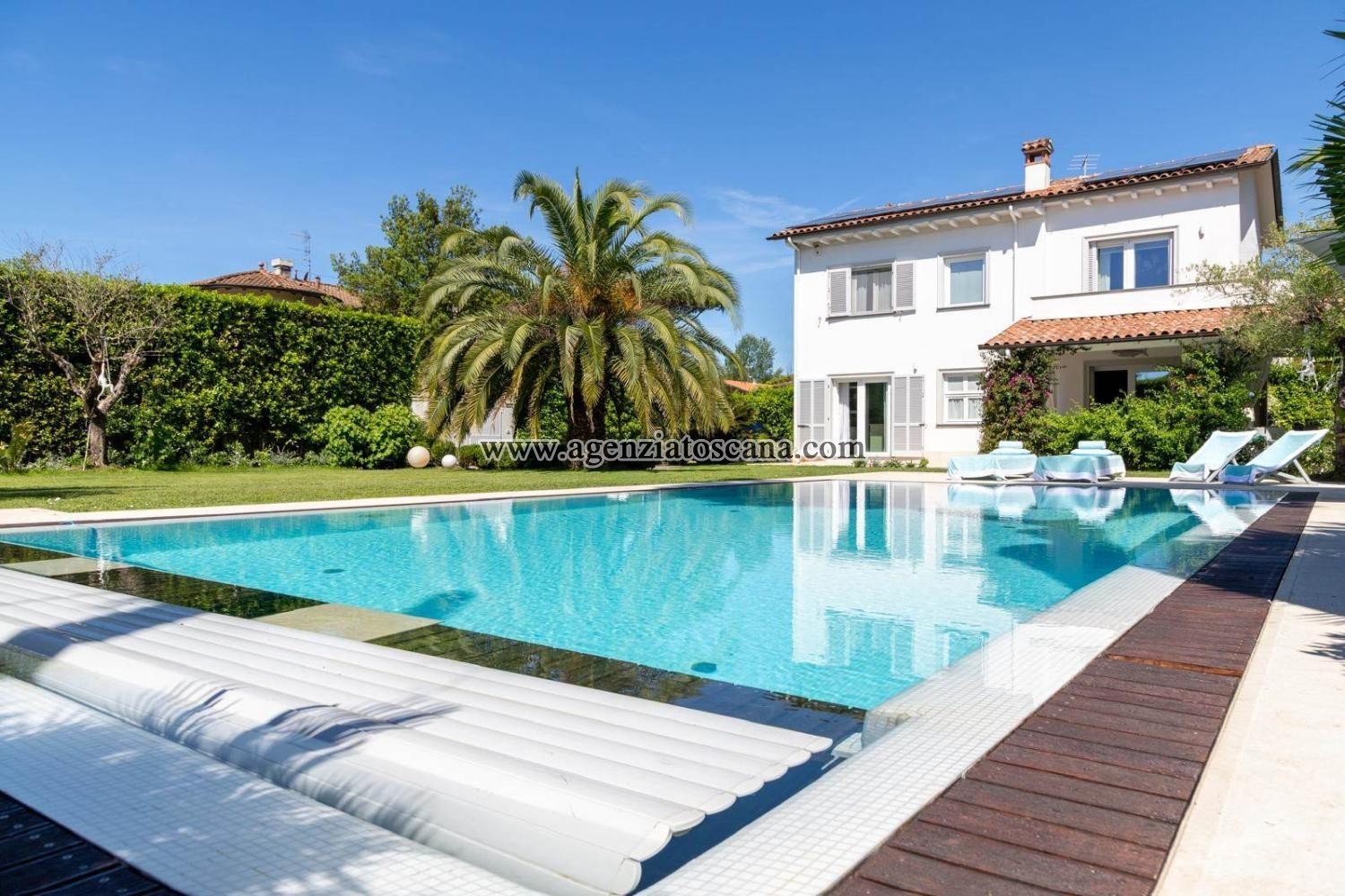 Villa With Pool for rent, Forte Dei Marmi - Ponente -  1