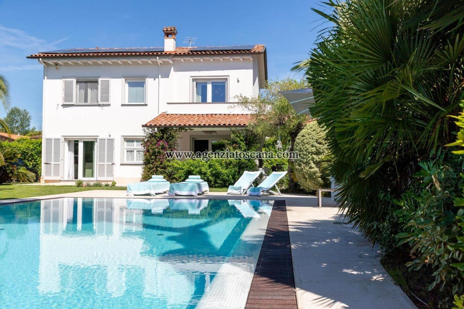 Villa With Pool for rent, Forte Dei Marmi - Ponente -  2