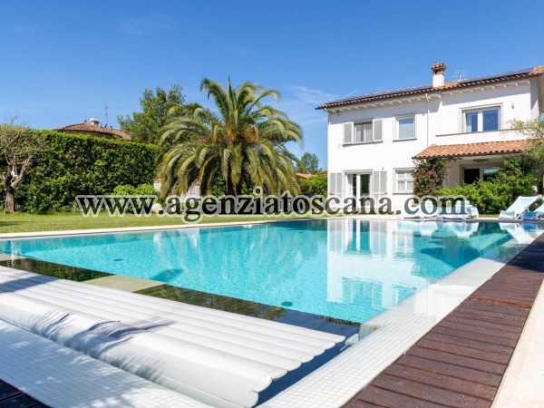 Villa Con Piscina in vendita, Forte Dei Marmi - Ponente -  1