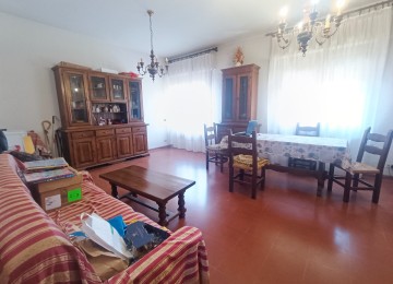 Casa indipendente con ampio gi