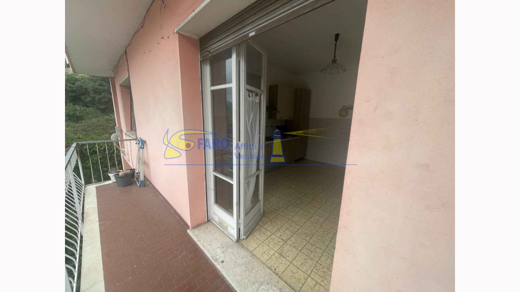 Appartamentoin Vendita, Ventimiglia - Prima Periferia - Riferimento: v123