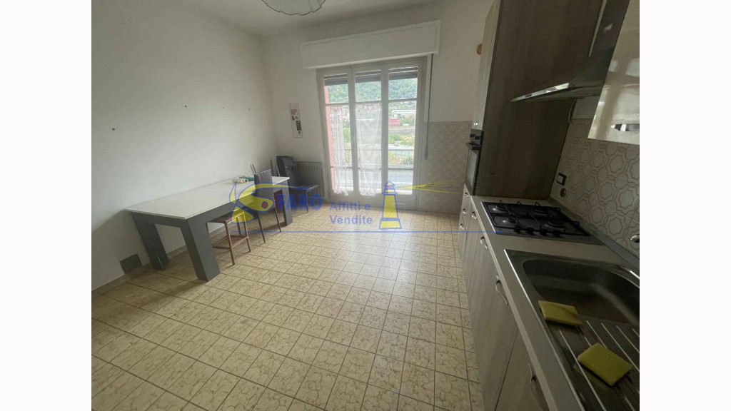 Appartamentoin Vendita, Ventimiglia - Prima Periferia - Riferimento: v123