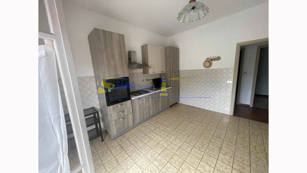 Appartamentoin Vendita, Ventimiglia - Prima Periferia - Riferimento: v123