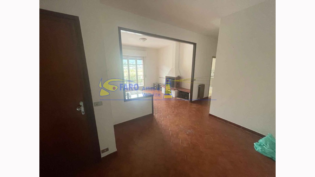 Appartamentoin Vendita, Ventimiglia - Prima Periferia - Riferimento: v123