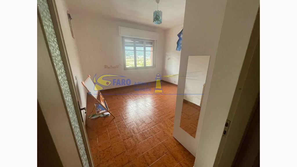 Appartamentoin Vendita, Ventimiglia - Prima Periferia - Riferimento: v123
