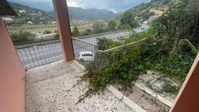 Appartamentoin Vendita, Ventimiglia - Prima Periferia - Riferimento: v123