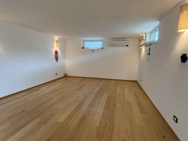 Rif. V0774 - villa singola in vendita a Pietrasanta | Foto 12