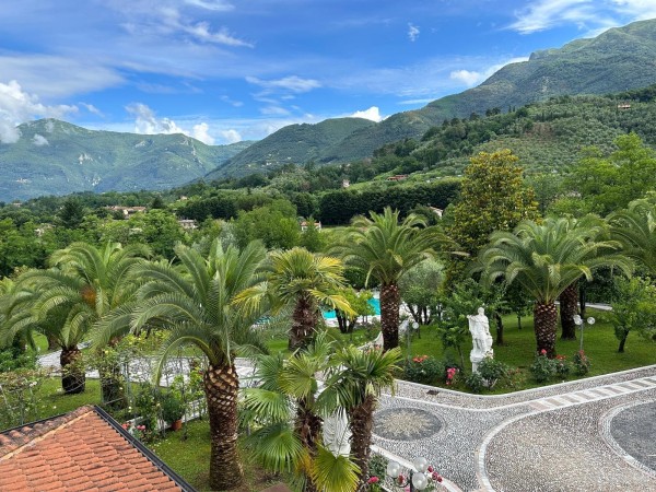 Villa con Piscina in vendita, Camaiore 