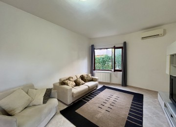 Appartamento in casa semi indi