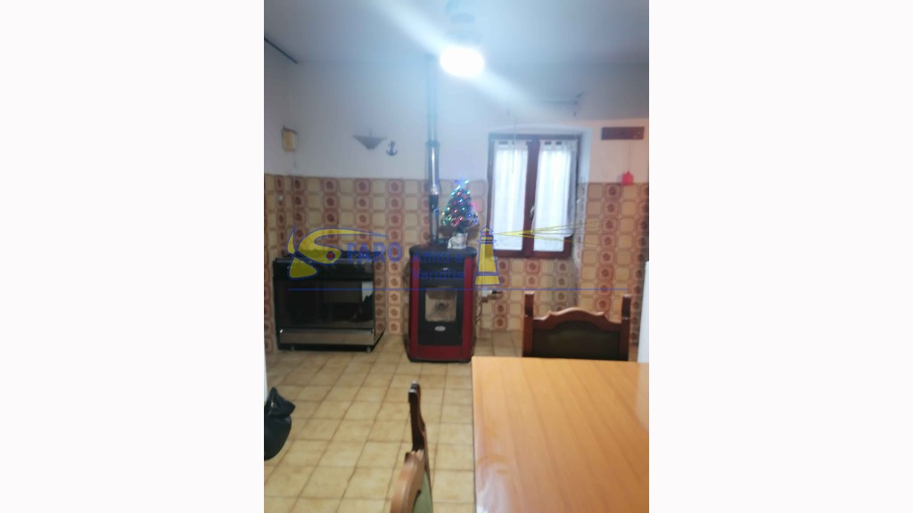 Appartamento Indipendentein Affitto, Ventimiglia - Villatella - Periferia - Riferimento: a341