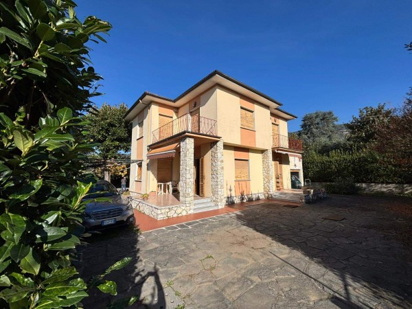 Villa Singola in vendita, Pietrasanta, Strettoia 