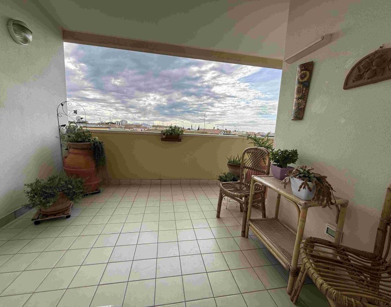 Quattro vani con cantina semin