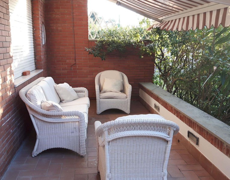 Veranda fronte casa