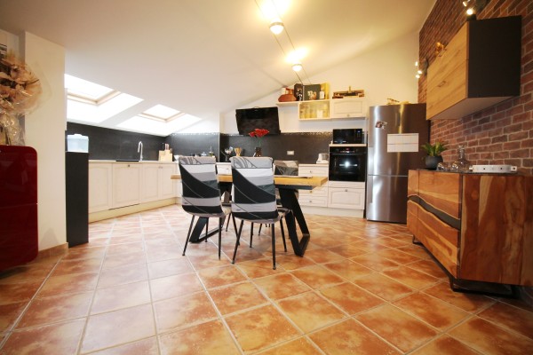 Appartamento al terzo piano co