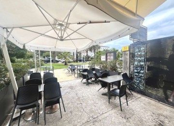 Bar in pieno centro a Marina d