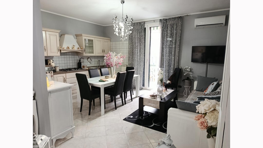 Appartamentoin Vendita, Sant'apollinare - Riferimento: v40