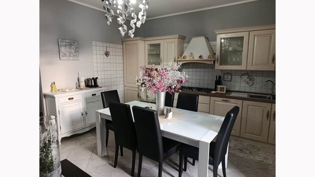 Appartamentoin Vendita, Sant'apollinare - Riferimento: v40