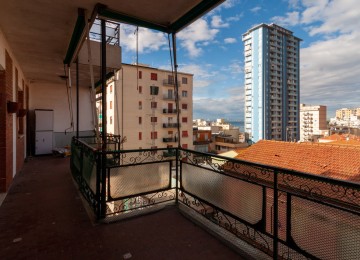 Vista mare con grande terrazza