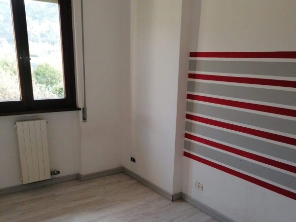 Rif. V0312 - appartamento in vendita a Camaiore | Foto 7