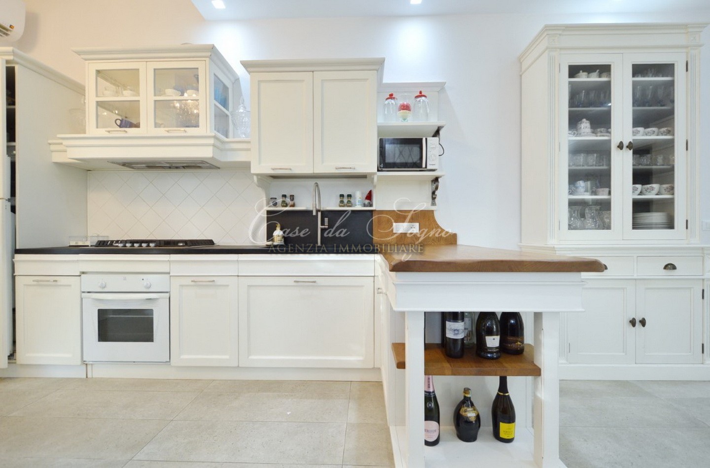 620 - cover Villa onda blu