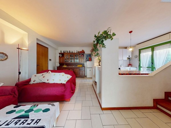 Ampio appartamento con giardin