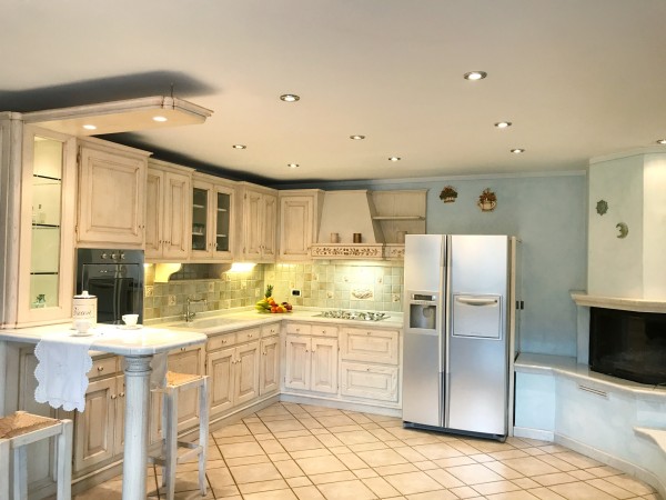 Rif. VV62 - villa in vendita a Camaiore | Foto 24