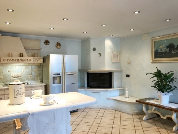 Rif. VV62 - villa in vendita a Camaiore | Foto 13