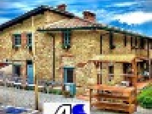 Rif. VAC04 - casale in vendita a Camaiore | Foto 1