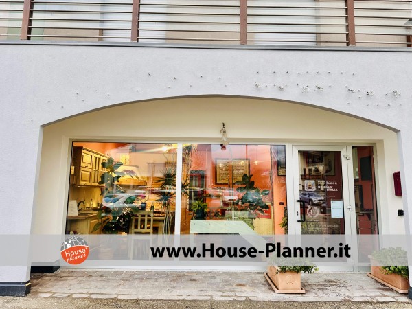 Riferimento M010 - Negozio in Vendita a Pergine Valsugana