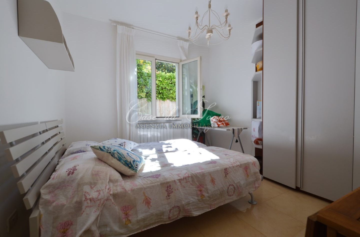 621 - cover Villa white