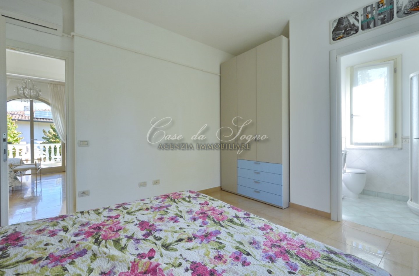 621 - cover Villa white