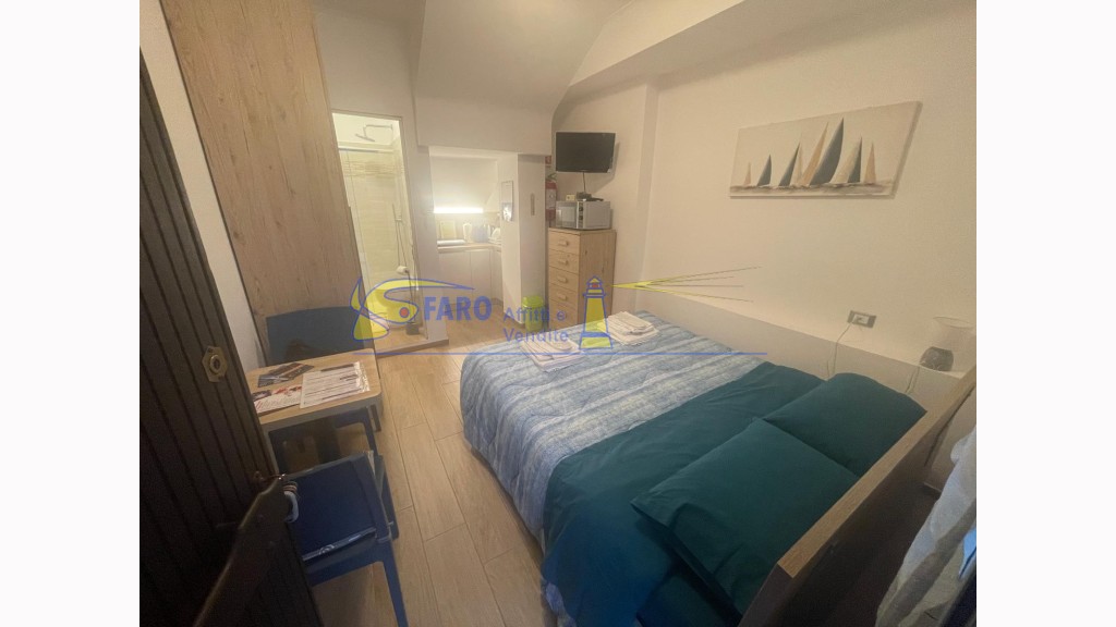 Appartamentoin Affitto, Ventimiglia - Centrale - Riferimento: at097