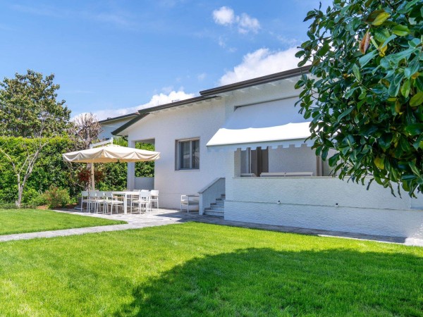 Villa Singola in vendita, Montignoso, Cinquale 