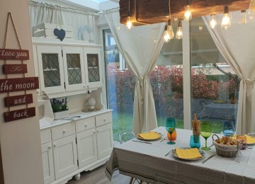 Villetta singola con giardino 